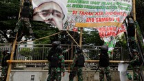 900 Spanduk Rizieq Syihab Telah Diturunkan