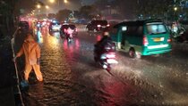Wali Kota Bandung Minta Warga Tinggalkan Bangunan di Bantaran Sungai