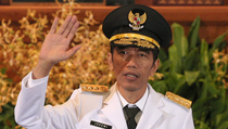 Mayoritas Fraksi Cecar Kelayakan Program Unggulan, Jokowi Santai