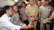 Hari Pertama Kerja Jokowi Masuk Kampung