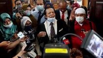 Massa Simpatisan Rizieq Padati Area di Depan PN Jaktim