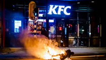 PM Belanda Kutuk Kerusuhan Demo Anti-Jam Malam