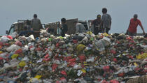 Pengolahan Sampah di Kali CBL Bekasi Disarankan Segera Dilegalkan