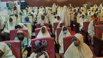 Gubernur di Nigeria Bantah Bayar Tebusan untuk Bebaskan Ratusan Siswi