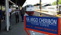 Arus Balik Mulai Ramai, Stasiun Cirebon Berangkatkan 9.186 Penumpang