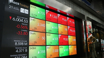 IHSG Terkoreksi, Ini 5 Saham Top Gainers Siang Ini