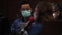 Majelis Hakim Pengadilan Tipikor Endus Makelar Perkara di Sidang Suap Bansos