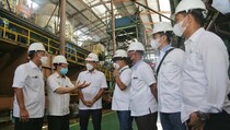 Mulai Giling Tebu, PTPN X Targetkan Produksi 330.000 Ton Gula