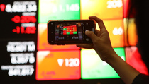 IHSG Menguat di Awal Pekan