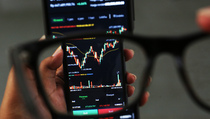 Transaksi Kripto Dikenakan PPh dan PPN 0,1% Mulai 1 Mei 2022