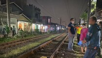 Main Ponsel di Atas Rel, Remaja Tewas Tertabrak Kereta