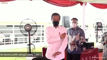 Peserta Vaksinasi Covid-19 Tegang, Ini yang Dilakukan Jokowi
