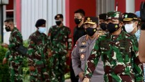 TNI Kerahkan 400 Tenaga Kesehatan Bantu Percepatan Vaksinasi Jakarta