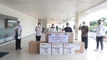 Jababeka dan Tenant Sumbang Ventilator ke RSUD Kabupaten Bekasi