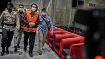 Azis Syamsuddin Jadi Tersangka, Golkar Kaji Secara Mendalam
