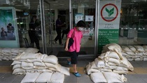 Bangkok Siaga, 6 Tewas dan 70.000 Rumah Tergenang Banjir di Thailand