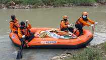 Perempuan Terjun Bunuh Diri Ditemukan Mengapung di Sungai Cileungsi