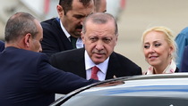 Salahkan Inggris, Erdogan Mendadak Batal ke COP-26