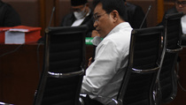 Jika Bebas, Azis Syamsuddin Janji Pensiun dari Dunia Politik