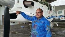 Profil Meki Fritz Nawipa, Bacagub Papua Tengah yang Pernah Jadi Pilot Pribadi Megawati Soekarnoputri