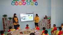 Tiongkok Larang Murid TK Diberi Tugas Akademik