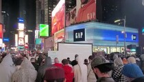Ada Buka Puasa dan Salat Tarawih Digelar di Times Square New York