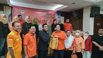Kosgoro 1957 Bangun Dapur Umum Bagikan Ratusan Nasi Kotak Selama Ramadan