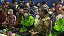 Sejumlah Menteri Hadiri Listing Perdana GOTO