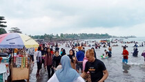 BMKG Imbau Wisatawan Wapada Gelombang Tinggi Pantai Carita