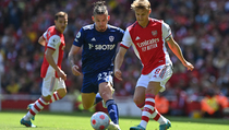 Gol Llorente Perkecil Ketinggalan Leeds dari Arsenal