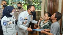 Korban Meninggal Kecelakaan Maut Karawang Dapat Santunan
