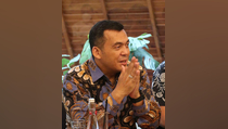 Silmy Karim Kukuhkan Kepengurusan IKA FEB Trisakti