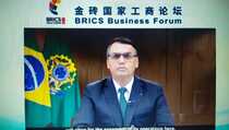 Bolsonaro: NDB Berpotensi Beri Keuntungan Ekonomi BRICS