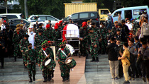 Suasana Sepi Rumah Duka Menteri Tjahjo Kumolo di Semarang