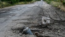 Roket Rusia Hantam Apartemen di Donetsk, 15 Orang Tewas