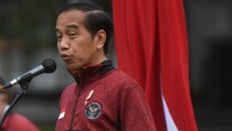 Sukses Timnas Raih Emas SEA Games, Jokowi Traktir Para Menteri Nikmati Duren Medan