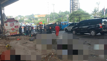 Truk Pertamina Tabrak Sejumlah Kendaraan, Jalan Alternatif Cibubur Macet Parah