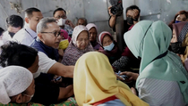 Pantau Pasar, Mendag Zulhas: Minyak Goreng Curah Turun