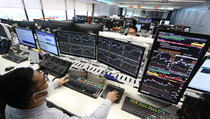 Berhasil Rebound, IHSG Menguat 1,9% dalam Sepekan