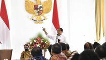 Pengamat: Undang Relawan, Jokowi Ingin Redam Gejolak Politik