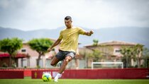 Mengapa Tak Ada Klub yang Mau Merekrut Cristiano Ronaldo?