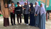 PStore Laptops Berikan Bantuan untuk Pelajar Berprestasi