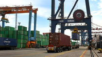 Digitalisasi Solusi Tekan Tingginya Biaya Logistik Pelabuhan