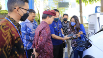 Bupati Klungkung Fokus Bangun Ekosistem Kendaraan Listrik