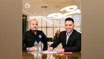 Javier Rocha Jadi Pelatih Baru Arema FC