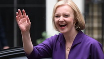 Survei: Mayoritas Warga Inggris Ingin Liz Truss Mengundurkan Diri