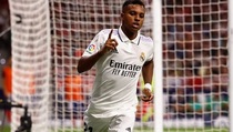 Bungkam Atletico, Real Madrid Gusur Barcelona dari Puncak Klasemen