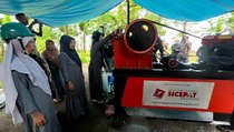 Dukung Pemberdayaan Perempuan, SiCepat Donasi Pencacah Batu