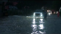Banjir Jalan Meruya Raya, Macet Panjang Tak Terhindarkan