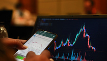 IHSG Dihantui Sentimen Negatif, Cermati Saham UNVR dan ICBP